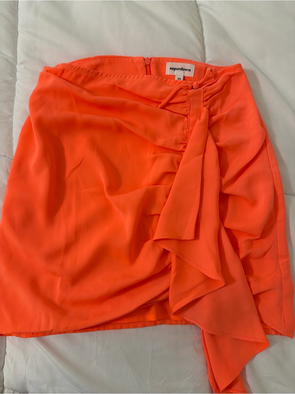 superdown Coral Ruched Asymmetric Mini Skirt